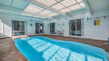 Piscine couverte
