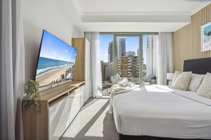 1 bedroom, in-room safe, iron/ironing board, free WiFi