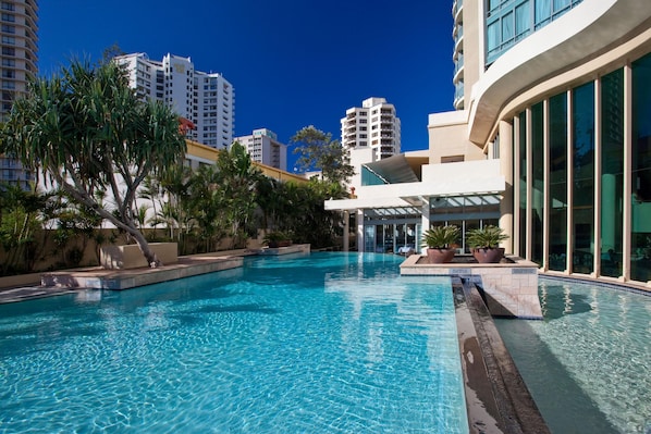 Piscine extérieure