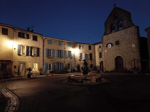 Front of property - Les lits de Montbel B&B (Sonnac-sur-l'Hers)