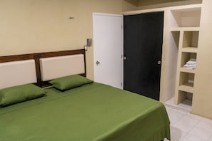 1 chambre, fer et planche à repasser, Wi-Fi