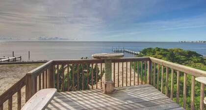 Charming Sound-front Captains Quarters in Frisco WiFi, streaming & perfect views