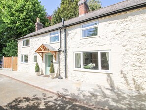 Exterior - Pennal Cottage (Oswestry)
