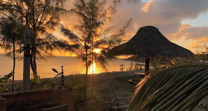 Sunset Beachfront Estate w/moorings