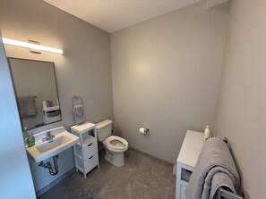 Towels - Downtown Penthouse Loft (Evansville)