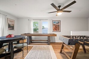 Spielezimmer