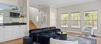 Luxury House Walking Distance to Ocean - Sleeps 12