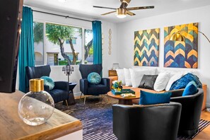 Télévision, cheminée