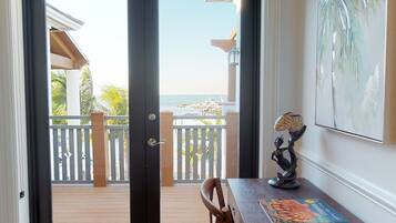 Resortwoning, uitzicht op jachthaven | Balkon