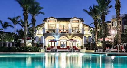Marlin Bay Resort & Marina