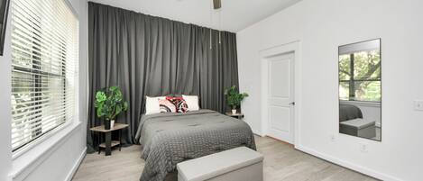 1 bedroom, iron/ironing board, WiFi, bed sheets