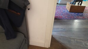Luokittelematon kuva, 2 kautta 6, painike