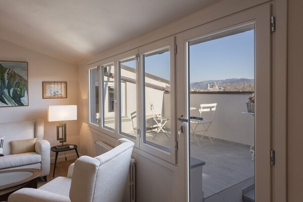 TV - Apartments Florence - Heaven's touch penthouse (Firenze)