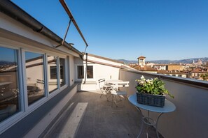 Outdoor dining - Apartments Florence - Heaven's touch penthouse (Firenze)