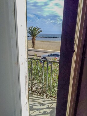 Apartamento, balcón, vistas al mar | Terraza o patio