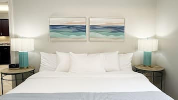 3 chambres, bureau, fer et planche Ă repasser, lit parapluie