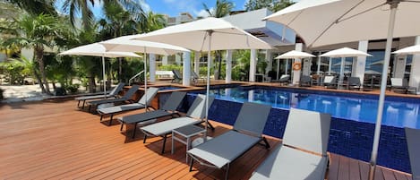 Apartamento, 3 quartos, acessível, sacada | Piscina | Piscina externa