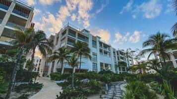 Apartment, 3 Bedrooms, Accessible, Balcony | Exterior