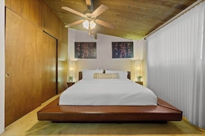 2 chambres, fer et planche à repasser, Wi-Fi, draps fournis