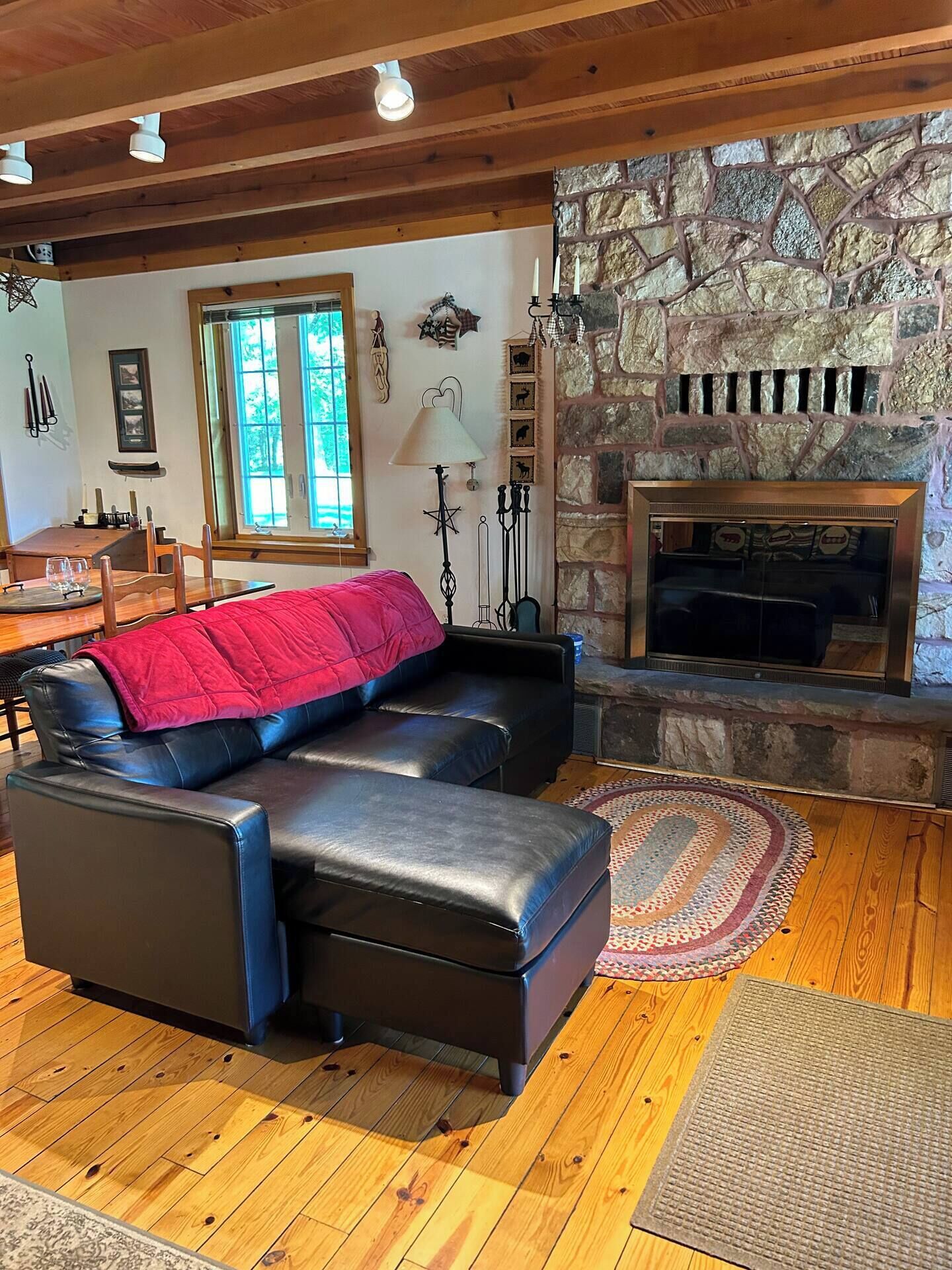 TV connectée, cheminée