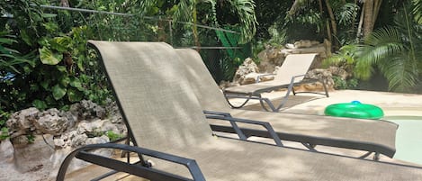 Apartment, 2 Bedrooms, Balcony, Garden View | Property grounds