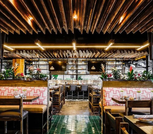 The Dallas Hub- Close to Food, Fun & Attractions!