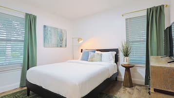 4 bedrooms, iron/ironing board, travel crib, free WiFi