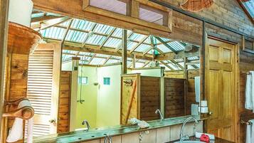 Family Room, Mountain View | Bathroom | Shower, towels, toilet paper