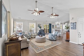 Smart TV, computer monitors - Charming 3BR, 2BA Canal-Front Getaway in Oak Island, NC! (Oak Island)