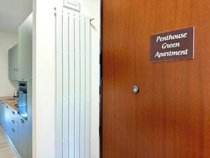 Interior - Green Penthouse (Monopoli)