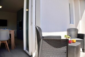 Outdoor dining - Blue Penthouse (Monopoli)