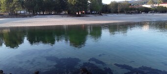 Lodging two minutes from Paramean Beach