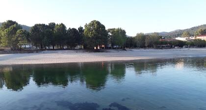 Lodging two minutes from Paramean Beach