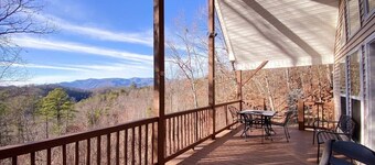 Byson Overlook Gem in beautiful Bryson City / WiFi, Hot Tub