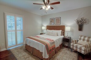 5 soveværelser, skrivebord, gratis Wi-Fi, sengetøj