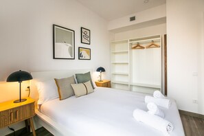 2 bedrooms, iron/ironing board, free WiFi, bed sheets