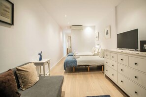 1 bedroom, iron/ironing board, Internet