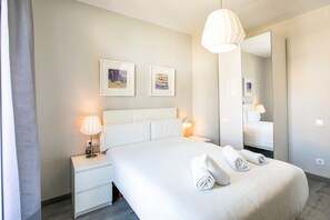3 chambres, fer et planche à repasser, Wi-Fi gratuit