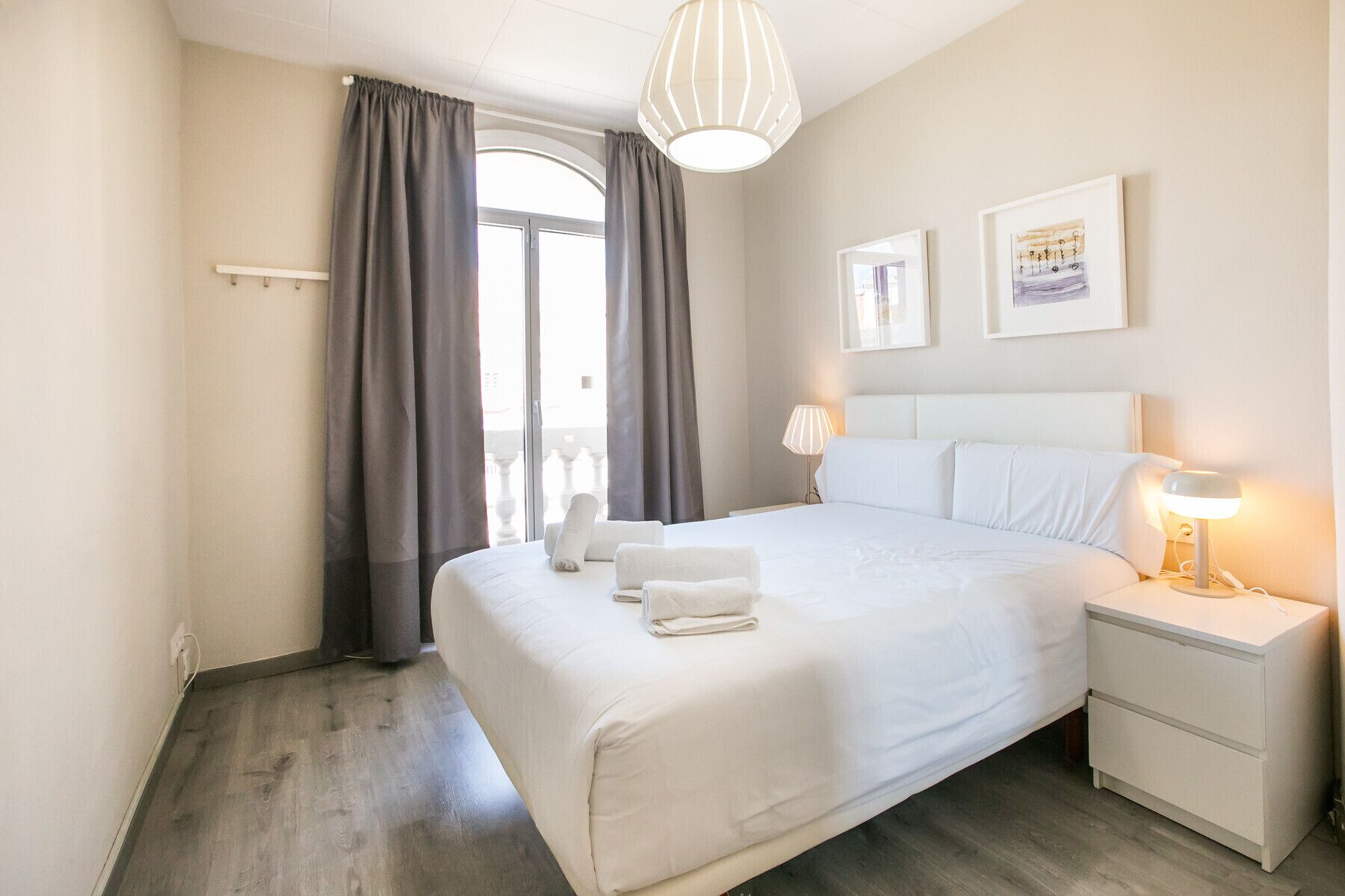 3 chambres, fer et planche à repasser, Wi-Fi gratuit