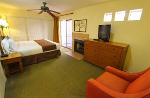 2 bedrooms, iron/ironing board, free WiFi - Pet-Friendly Villa in Cave Creek w/ Spa Patio (Cave Creek)