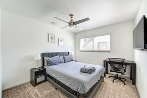 2 soverom, strykejern/-brett, wi-fi (inkludert) og sengetøy