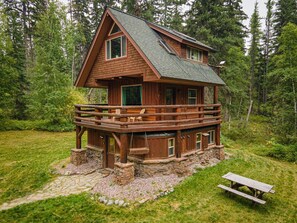 Exterior - New! Peaceful forest retreat with access to hiking & biking trails (Whitefish)