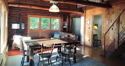 Sunrise Lodge