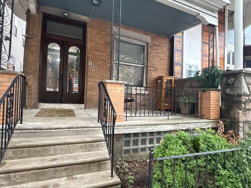 Spacious 3-bedroom apartment with WiFi, AC in marvelous Philadelphia