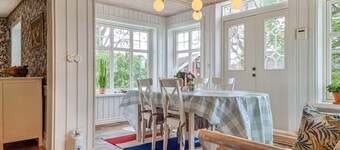 4 bedroom cozy home in Flo