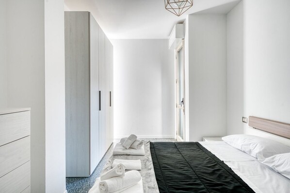 1 chambre, fer et planche à repasser, Wi-Fi