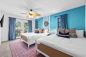 5 bedrooms, desk, iron/ironing board, travel cot