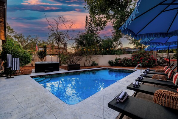 Outdoor pool, a heated pool