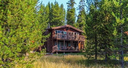 Spacious condo near the National Parks