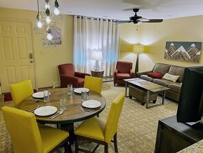 Smart TV - Cozy 1BR Condo w/ Pool Access in Vail (Vail)